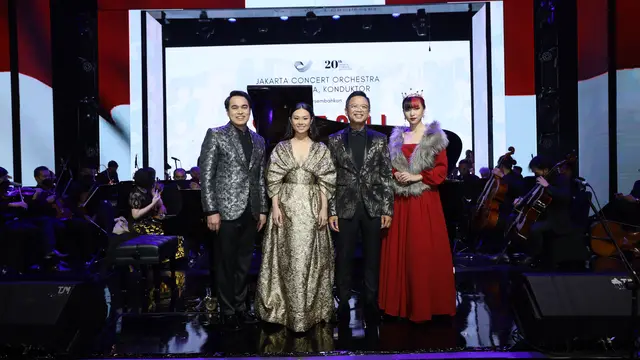 Farman Purnama, Filda Salim, Avip Priatna, Isyana Sarasvati dalam konser seri Simfoni Untuk Bangsa. (www.indonesiakaya.com)