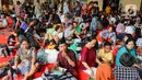 Mereka kehilangan tempat tinggal dan terpaksa harus mengungsi sementara di lokasi penampungan. (Liputan6.com/Herman Zakharia)