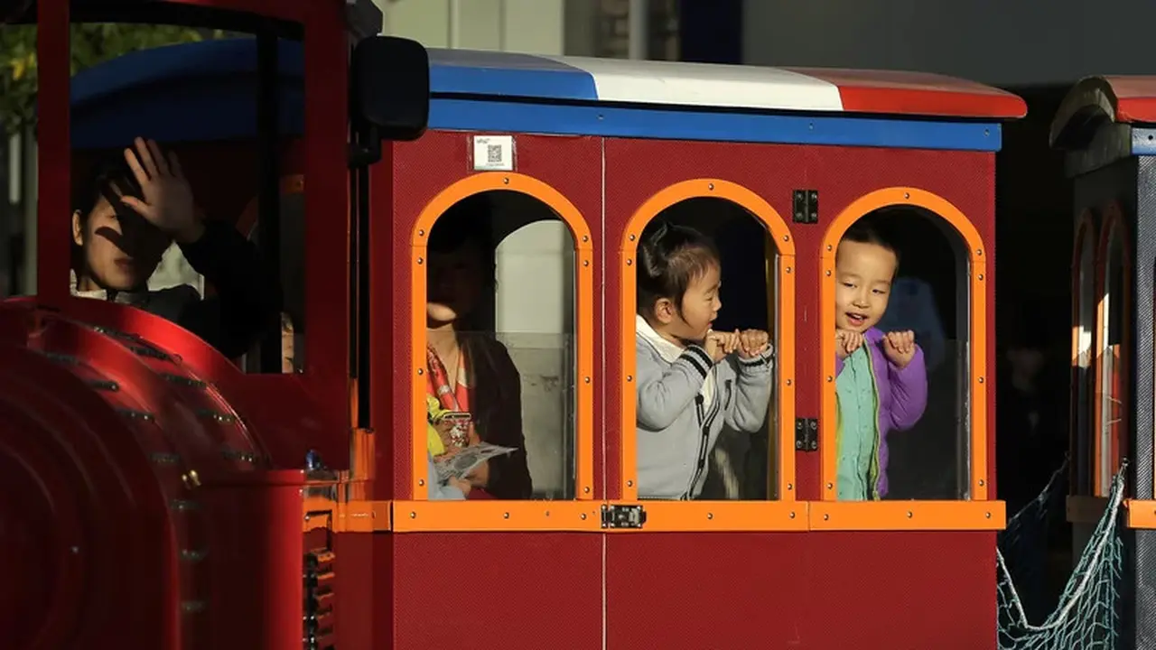 Ilustrasi anak di China. (Andy Wong/AP)