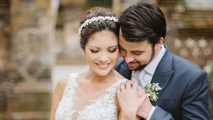 [Bintang] Aline Adita