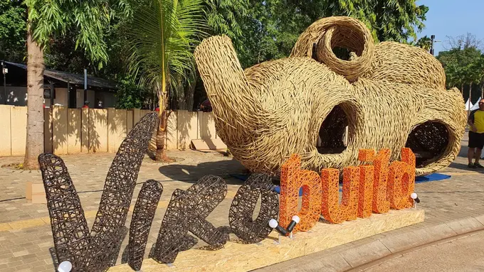 Instalasi seni dan interior