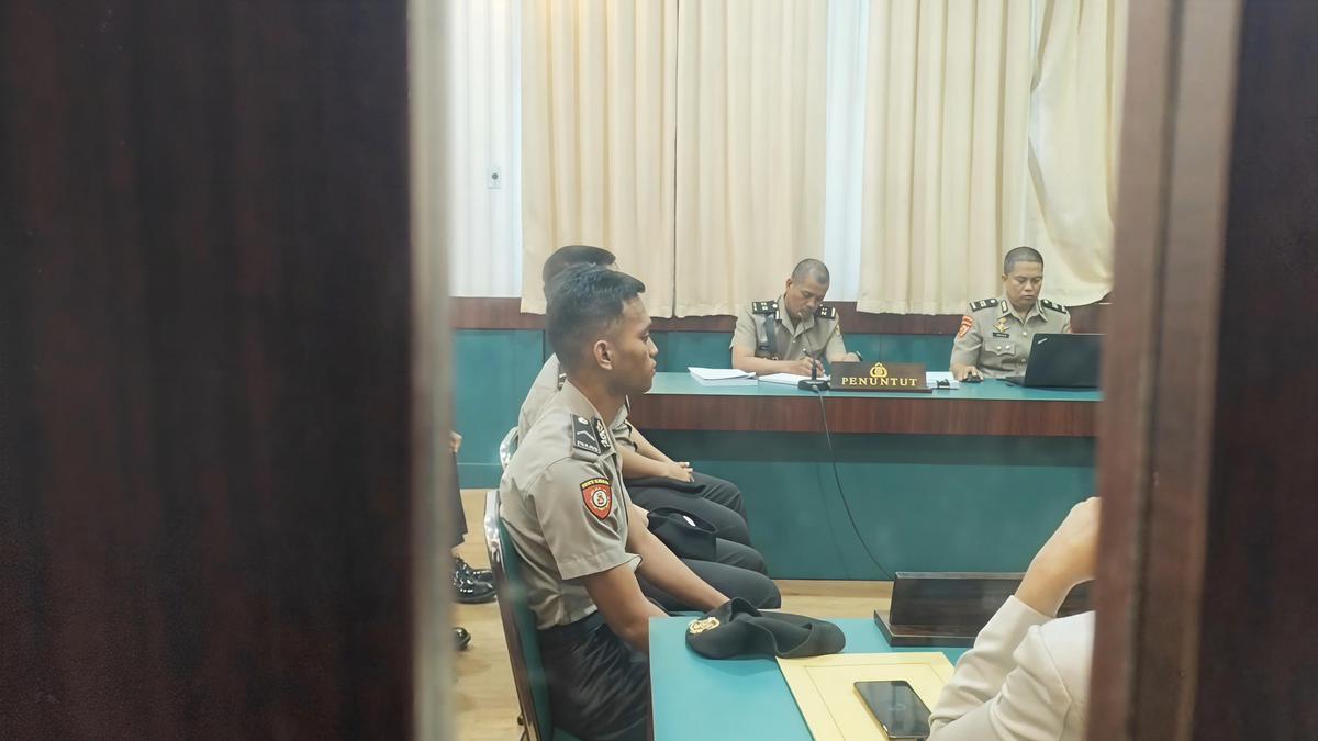 Penganiayaan Junior hingga Tewas, Polisi di Sulsel Bripda Pirman Jalani Sidang Etik