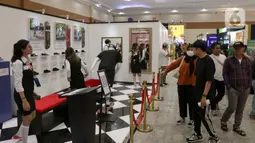 Acara ini diadakan sebagai wadah berkumpul bagi para pecinta sneakers dan komunitas streetwear di Indonesia, serta menarik perhatian penggemar dari mancanegara. (Liputan6.com/Herman Zakharia)