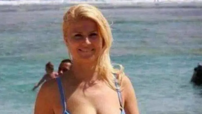 Presiden Kroasia Tampil Seksi dalam Balutan Bikini?
