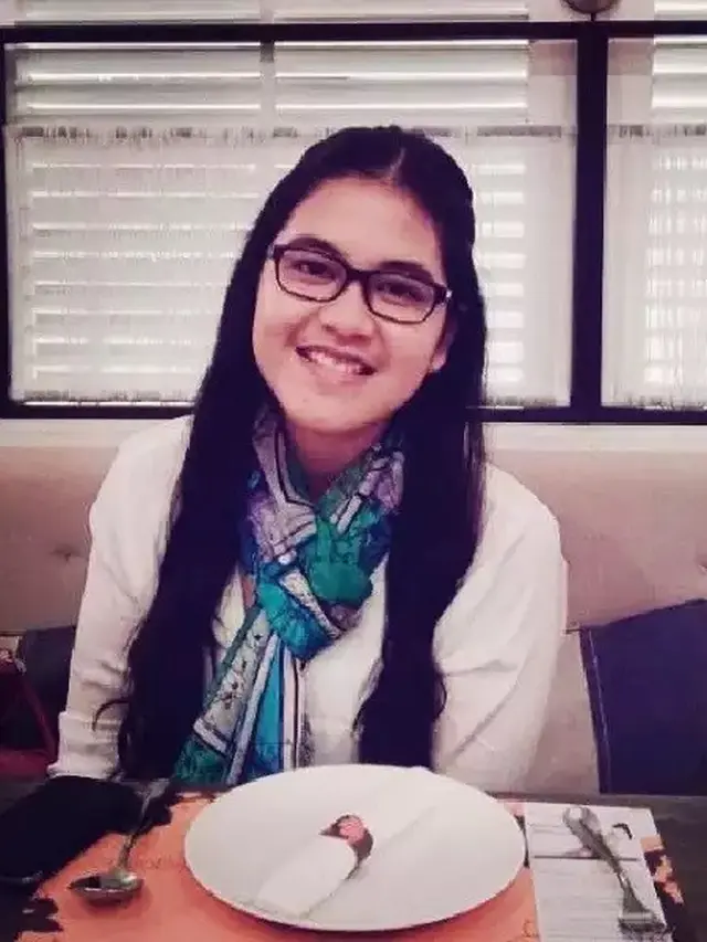 6 Foto Lawas Selvi Ananda, Kahiyang Ayu dan Erina Gudono Saat Tampil Tanpa Riasan