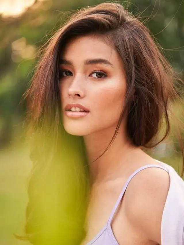 Liza Soberano