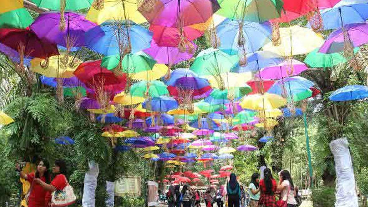 Solo Kembali Meriah dengan Festival Payung Indonesia 2017