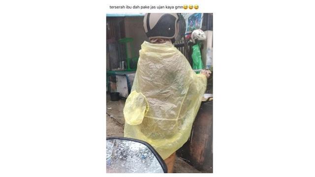 Jas hujan nyeleneh (Sumber: Instagram/dramaojol_id)