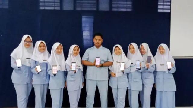 Tim Mahasiswa UMP yang mengembangkan aplikasi panduan kehamilan Islami, Islamic Pregnancy. (Foto: Liputan6.com/Humas UMP/Muhamad Ridlo)