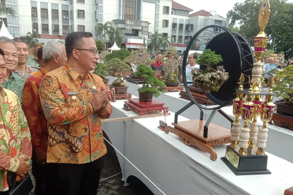 Plt. Bupati Gresik.