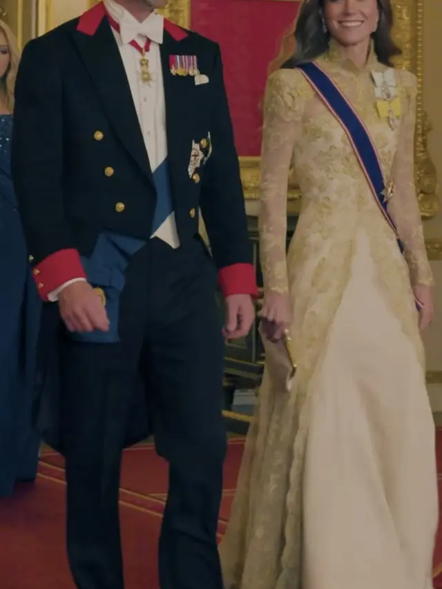 Kate Middleton saat hadir acara jamuan Donald Trump di Kerajaan Inggris pakai dress lace.  [@princeandprincessofwales]