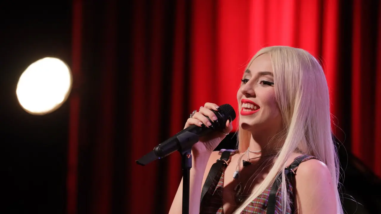 Ava Max