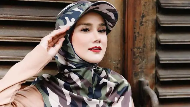 Termasuk Olla Ramlan, 6 Seleb Ini Juga Pernah Gaya Hijabnya Tuai Kontroversi