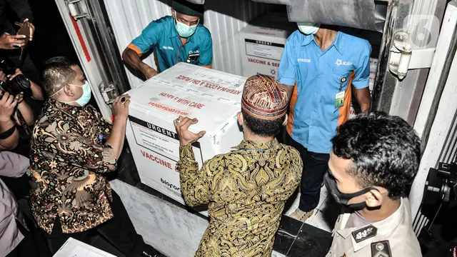 Vaksin Covid-19 Buatan Sinovac Tiba di Jakarta