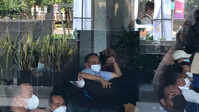 Ketua Bapilu Partai Demokrat Andi Arief memenuhi panggilan Komisi Pemberantasan Korupsi (KPK) pada hari ini, Senin (11/4/2022).
