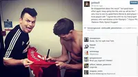 Eks Pemain Liverpool Minta Tanda Tangan Gerrard