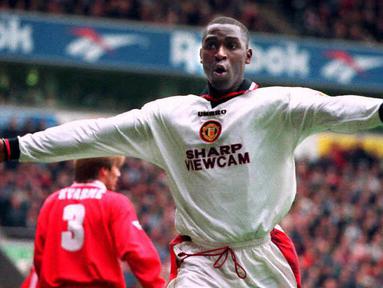 Bagi seorang pemain, berpindah klub merupakan sesuatu yang wajar terjadi dengan berbagai alasan. Di Premier League sebagai magnet kompetisi sepak bola Eropa, tercatat ada beberapa pemain dengan jumlah klub terbanyak sepanjang kariernya. Siapa saja? (Foto: AFP/PA/Owen Humphreys)