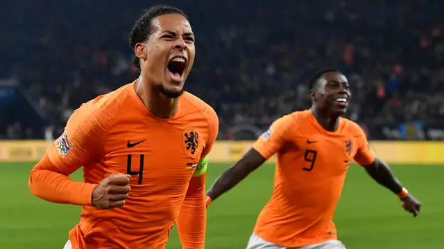 FOTO: 7 Bek Tengah Kelas Dunia yang Berasal dari Belanda