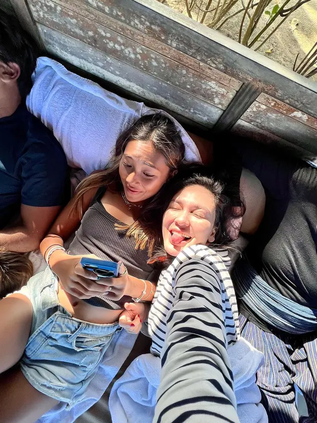 Potret keponakan Luna Maya, anak Tipi Jabrik (Instagram/lunamaya)