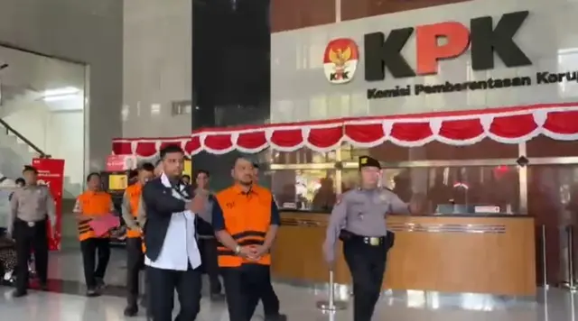 KPK Tahan Bupati Pemalang