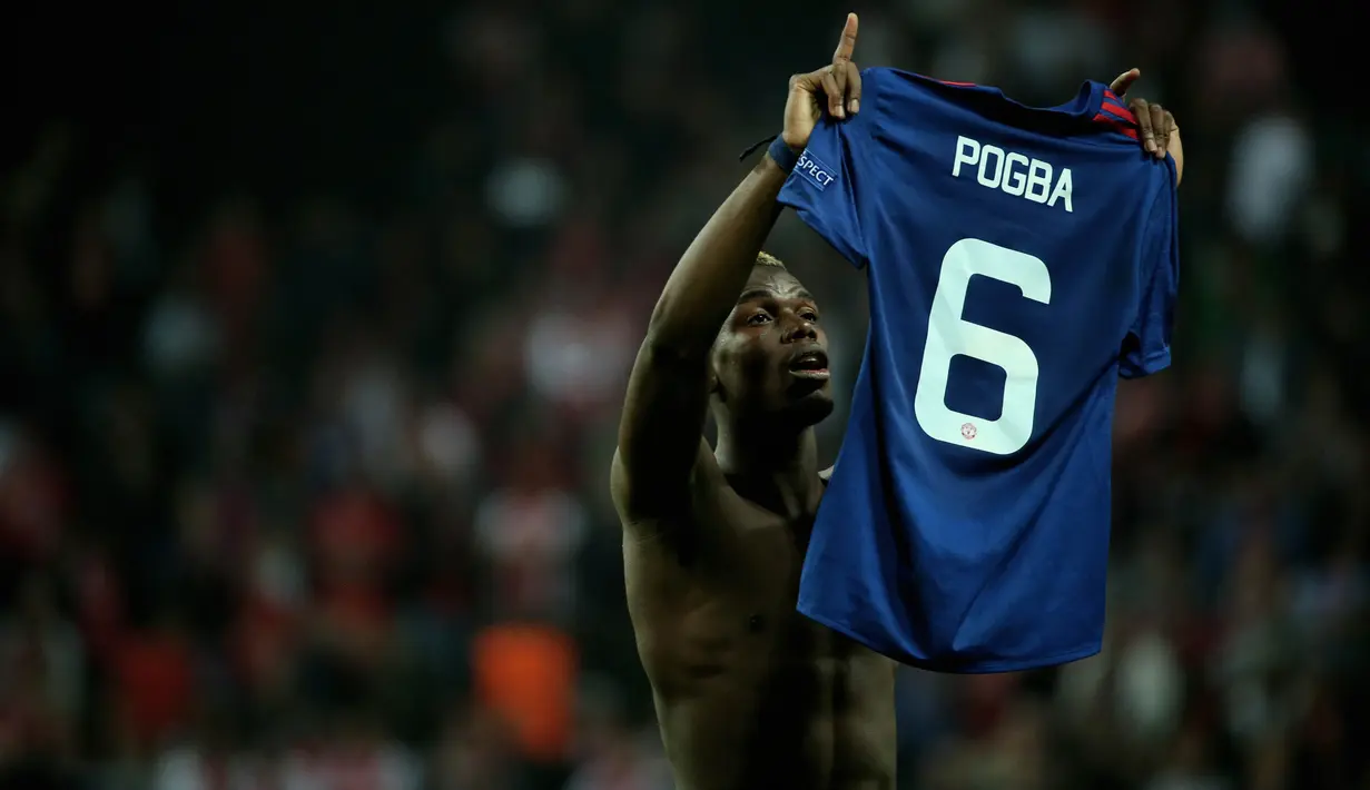 1. Paul Pogba (Manchester United) - Gelandang yang kontraknya habis tahun 2021 ini ditaksir situs Transfermarkt memiliki harga jual 75 juta euro. (AFP/Soren Andersson)