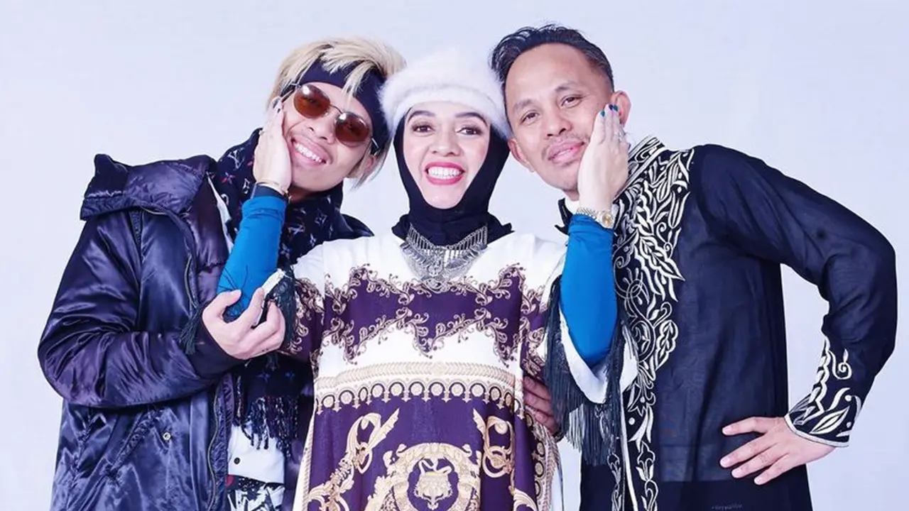Momen Atta Halilintar saat Bersama Ayah dan Ibunda, Selalu Kompak