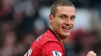 Juve Goda Vidic dengan Gaji Besar