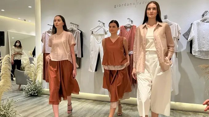 3 Pilihan Outfit Bernuansa Netral yang Cocok Berdasarkan Karakter Perempuan Modern