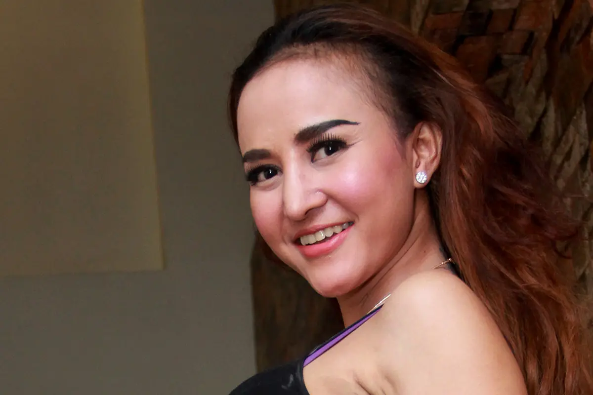 Cynthiara Alona