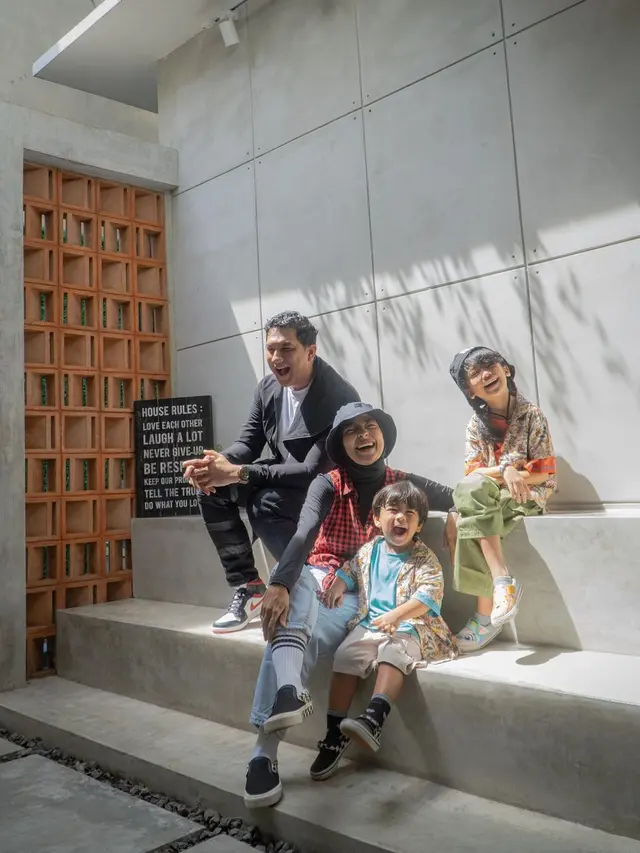Potret 6 Vokalis Band Wanita Era 2000-an Bareng Anaknya, Ada yang Sudah Remaja
