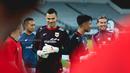 Kiper Timnas Indonesia, Emil Audero saat melakukan latihan perdana menjelang laga putaran ketiga Kualifikasi Piala Dunia 2026 melawan Australia di Stadion Netstrata Jubilee, Sydney, Selasa (18/03/2025) waktu setempat. (Dok. PSSI)