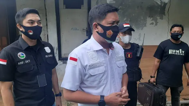 Kasat Narkoba Polres Metro Jakarta Barat Kompol Ronaldo Maradona Siregar