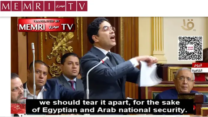 <p>Tangkapan layar klaim video Perdana Menteri Mesir merobek dokumen damai dengan Israel</p>
