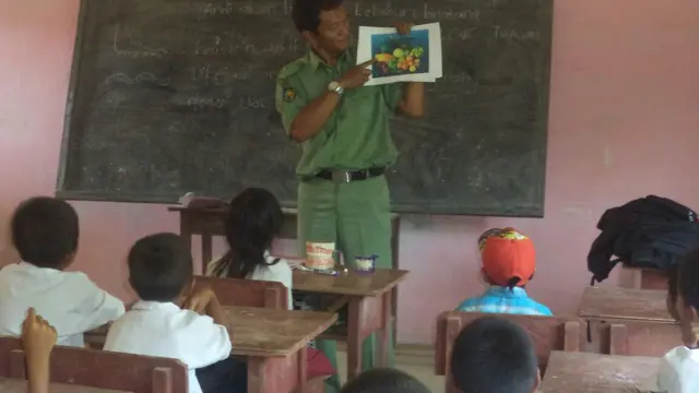 Perawat gigi Deddy Syahrianto