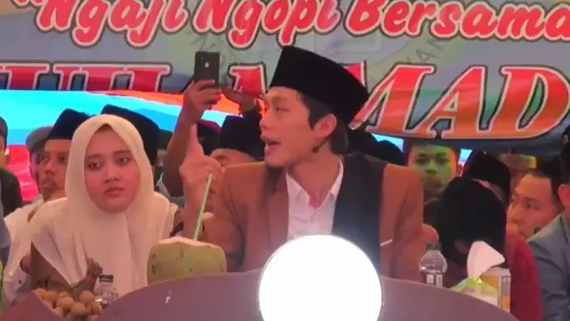 Gus Iqdam ceramah di Taiwan (SS: YT Kang Maarif)