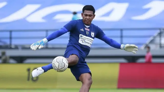 Kiper Persipura