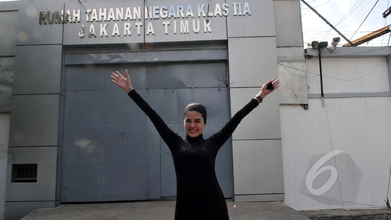 Gaya Seksi Nikita Mirzani saat Bebas dari Penjara