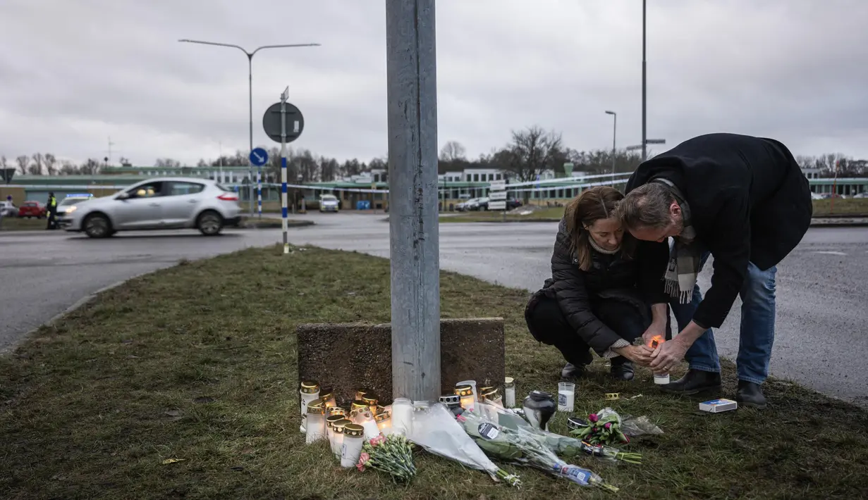 Penembakan menargetkan pusat pendidikan orang dewasa di kompleks dengan sekolah-sekolah lain di Kampus Risbergska, Orebro, sebuah kota yang berlokasi sekitar 200 kilometer dari Stockholm. (Jonathan NACKSTRAND/AFP)