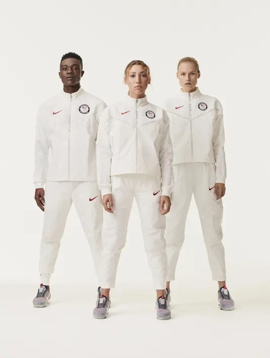 Nike mendukung beberapa atlet Amerika di sejumlah cabang olahraga. i antaranya bola basket, sepak bola, dan skateboard. Nike meluncurkan seragam baru untuk beberapa cabang olahraga ini. (Nike)