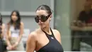 <p>Bianca Censori yang dikabarkan dinikahi Kanye West. (dok. Instagram @biancacensori_officiel/https://www.instagram.com/p/CnWz-lWog-5/?hl=en/Dinny Mutiah)</p>
