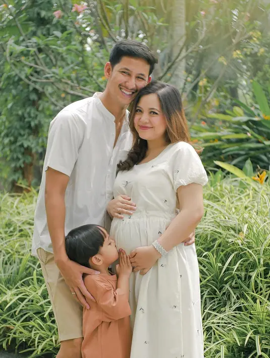 (Instagram/tasyakamila)