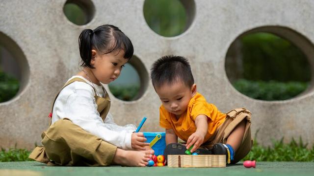 Jaga harapan empati sesuai usia