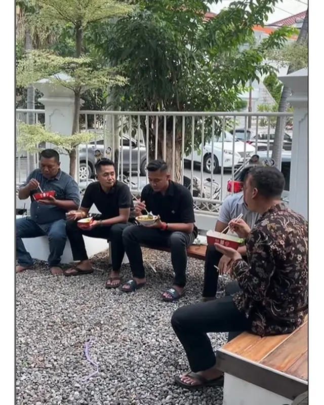 5 Momen Arumi Bachsin dan Emil Dardak gelar syukuran ultah ke-9 anak kedua, sederhana tapi penuh makna