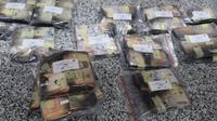 Uang puluhan juta rusak terbakar milik warga Desa Winongan, Pasuruan diganti oleh Bank Indonesia (Dok BI Malang)