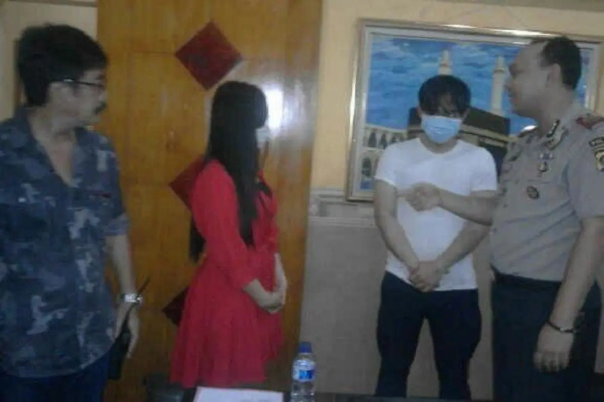 Selingkuhi Teman Sekantor, Pegawai BUMD Palembang Digerebek Istri