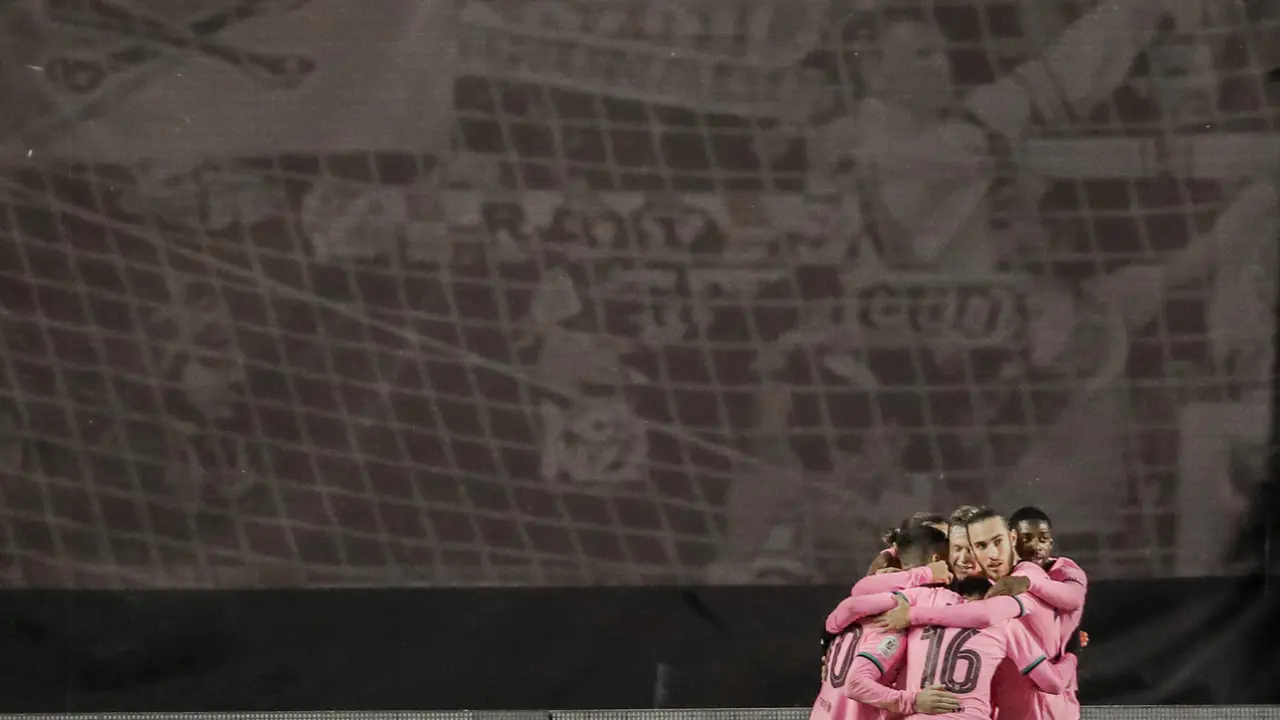 FOTO: Barcelona Susah Payah Kalahkan Klub Liga 2