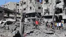 Data Kementerian Kesehatan Palestina pada Selasa 1 Juli 2025 menyebutkan sedikitnya 56.647 warga Palestina meninggal dunia, sebagian besar adalah perempuan dan anak-anak, serta melukai 134.105 lainnya akibat perang genosida Israel di Jalur Gaza sejak 7 Oktober 2023. (Eyad BABA/AFP)