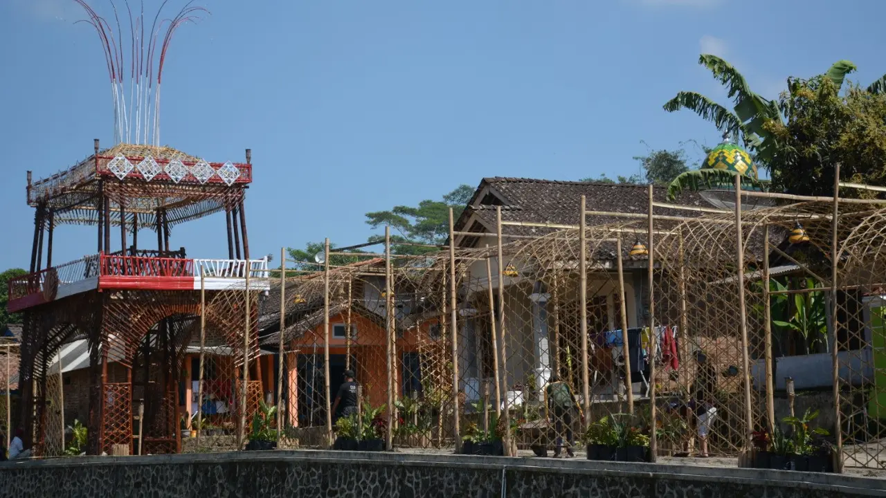 Gapura Rentheng Pringapus jadi Daya Tarik Wisata Baru di Temanggung