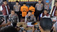 Kapolres Bone Bolango, AKBP Supriantoro, saat memberikan keterangannya kepada awak media (Arfandi Ibrahim/Liputan6.com)
