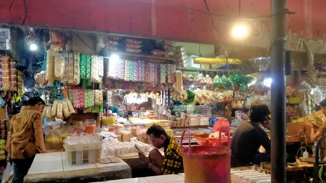 Harga Pangan Pasar Kebayoran Lama, Jumat (24/7).